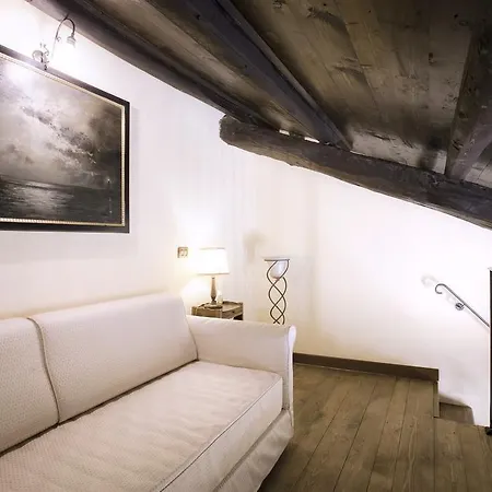 Residenza San Vito Kır Evi Calamandrana